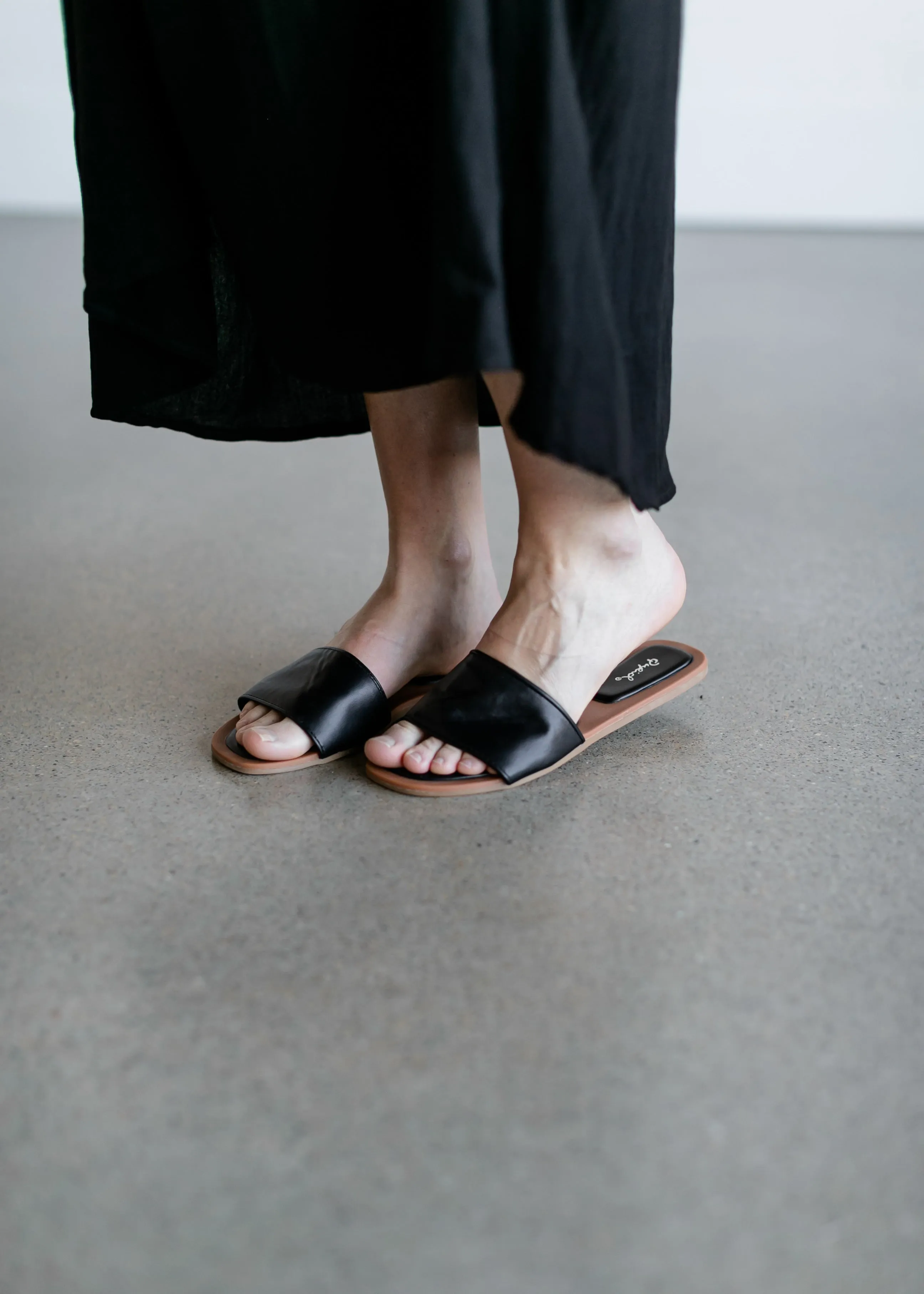 Modern Square Toe One Band Slides - FINAL SALE