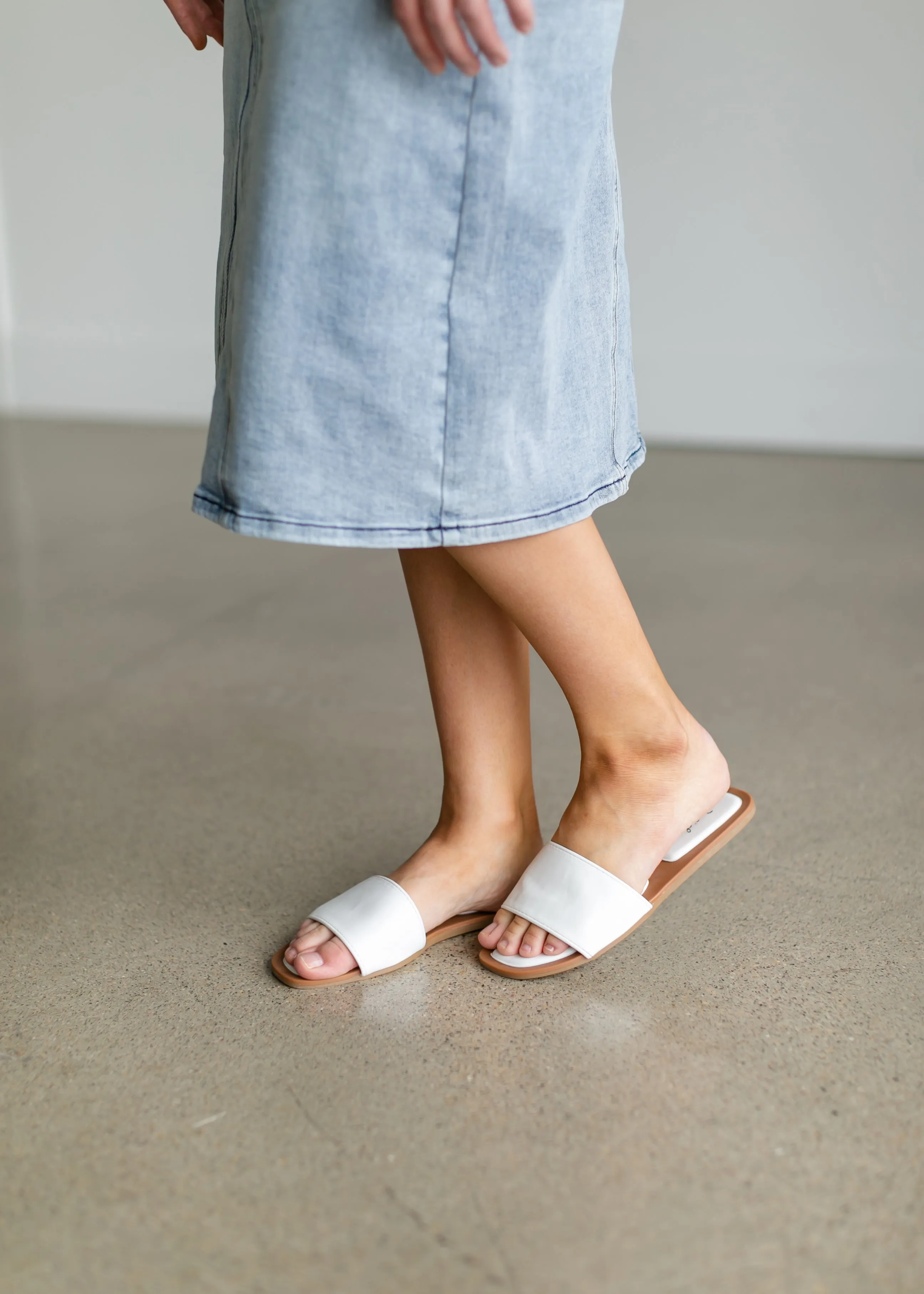 Modern Square Toe One Band Slides - FINAL SALE