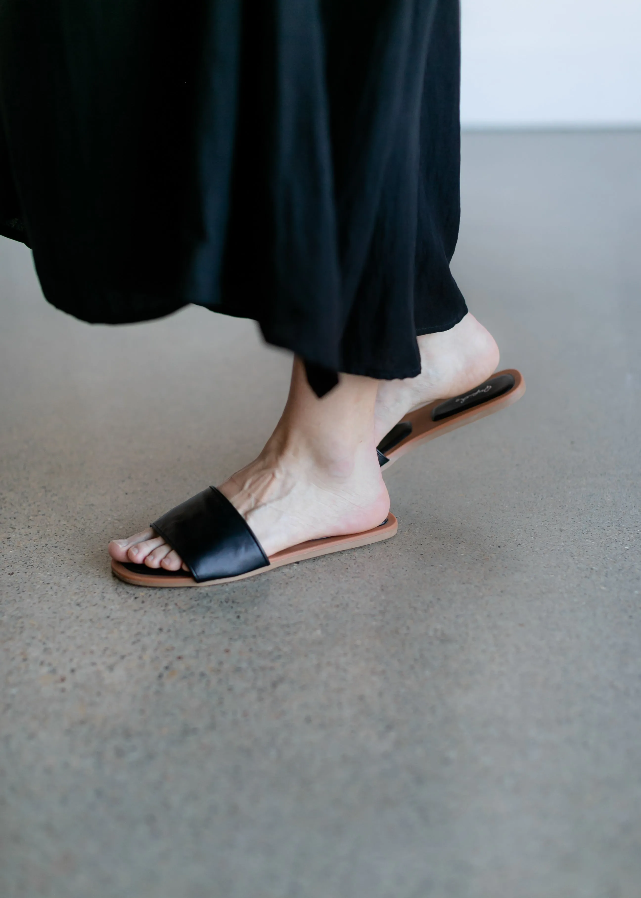 Modern Square Toe One Band Slides - FINAL SALE