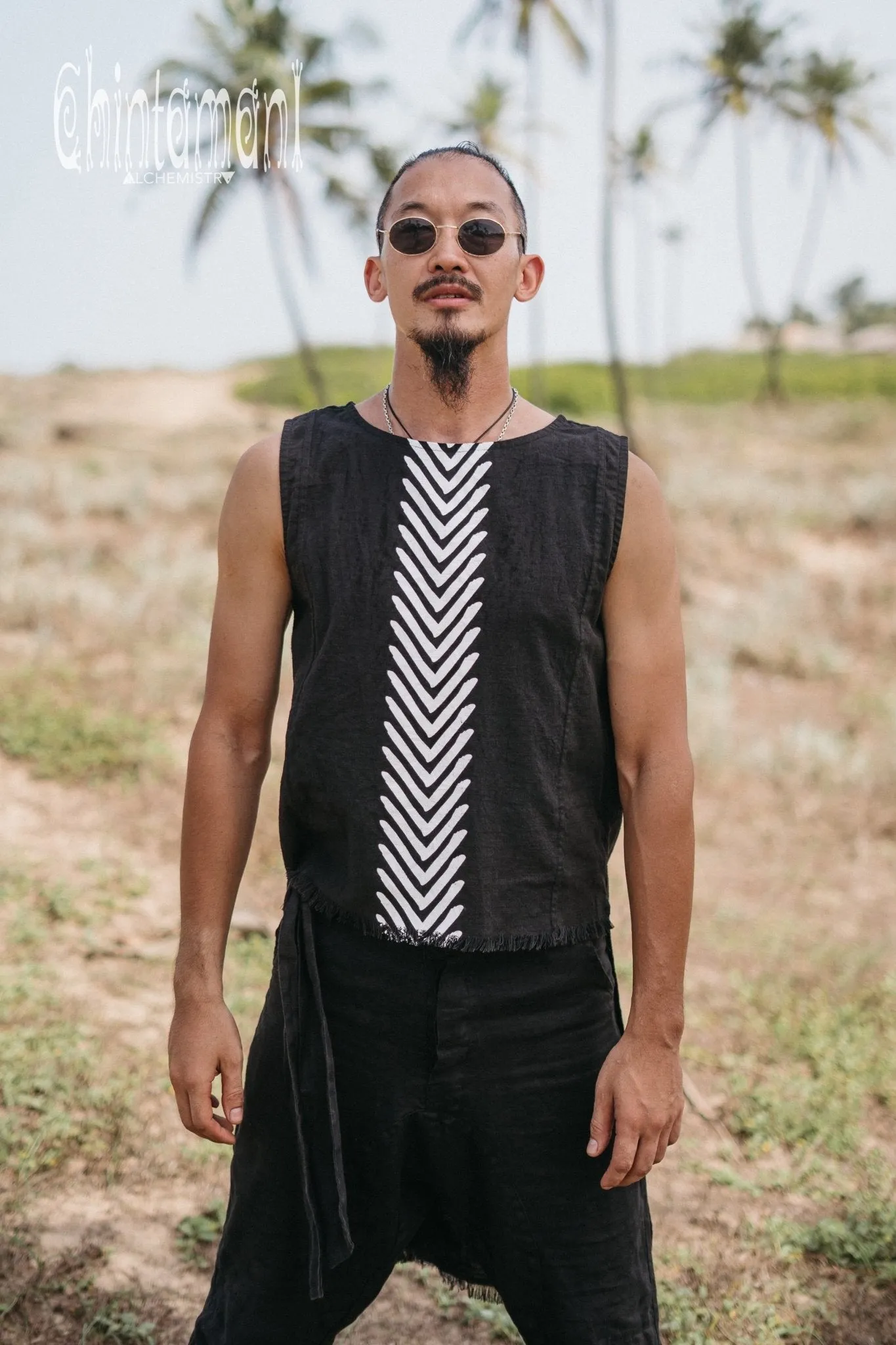 Organic Mens Long Top with Corners Print / Black
