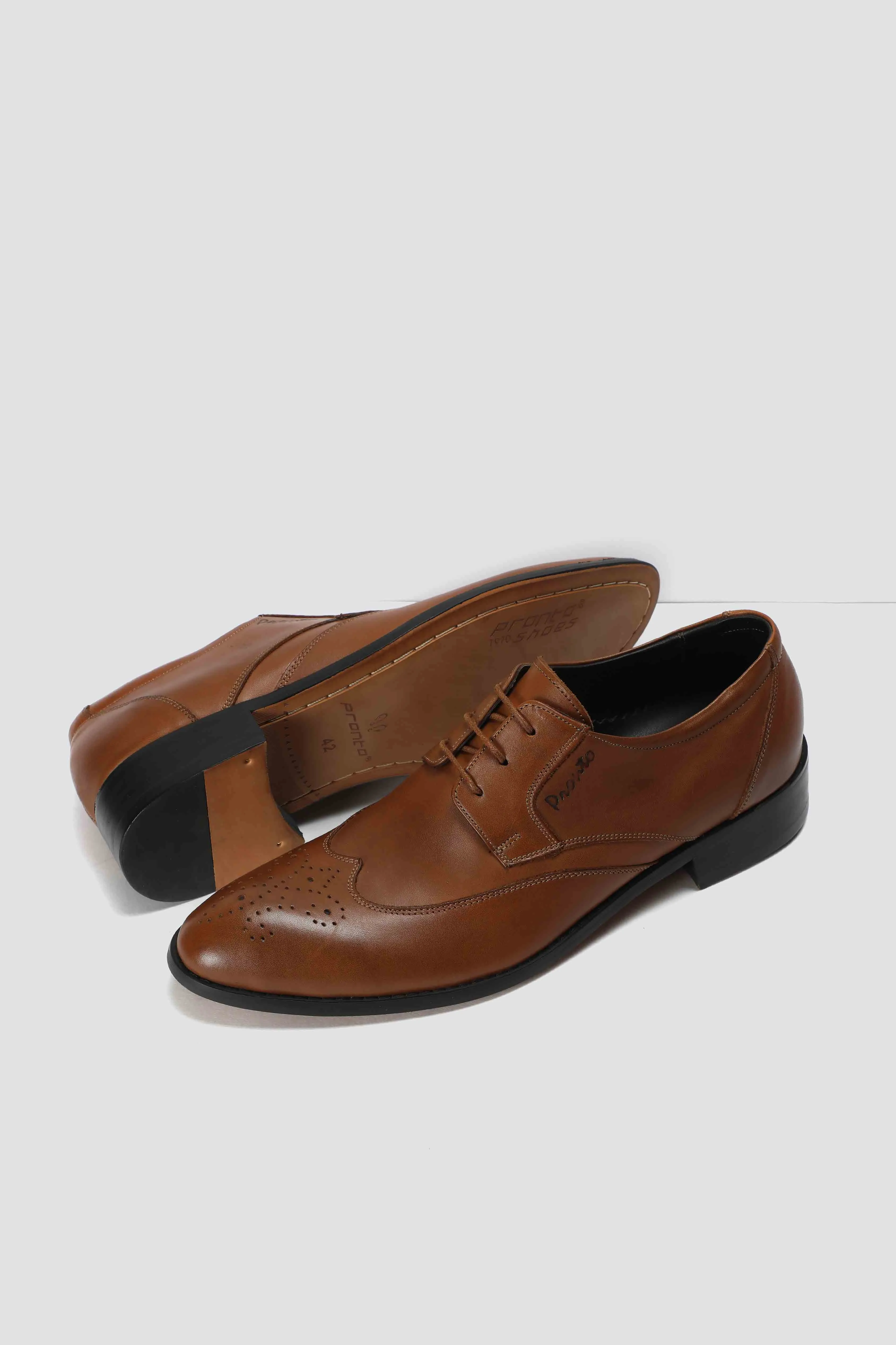 Wingtip Derby